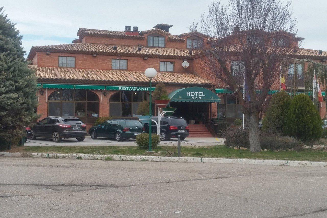 Hotel Alisa Лерма Екстериор снимка