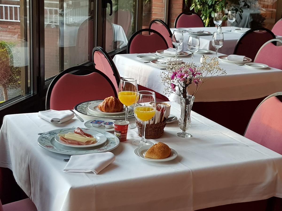 Hotel Alisa Лерма Екстериор снимка